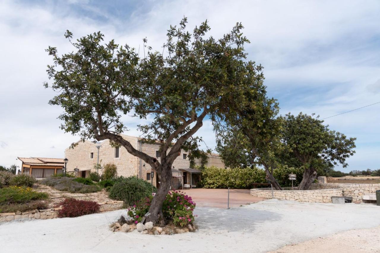 Agriturismo Tenuta Sparaceto Modica Eksteriør billede