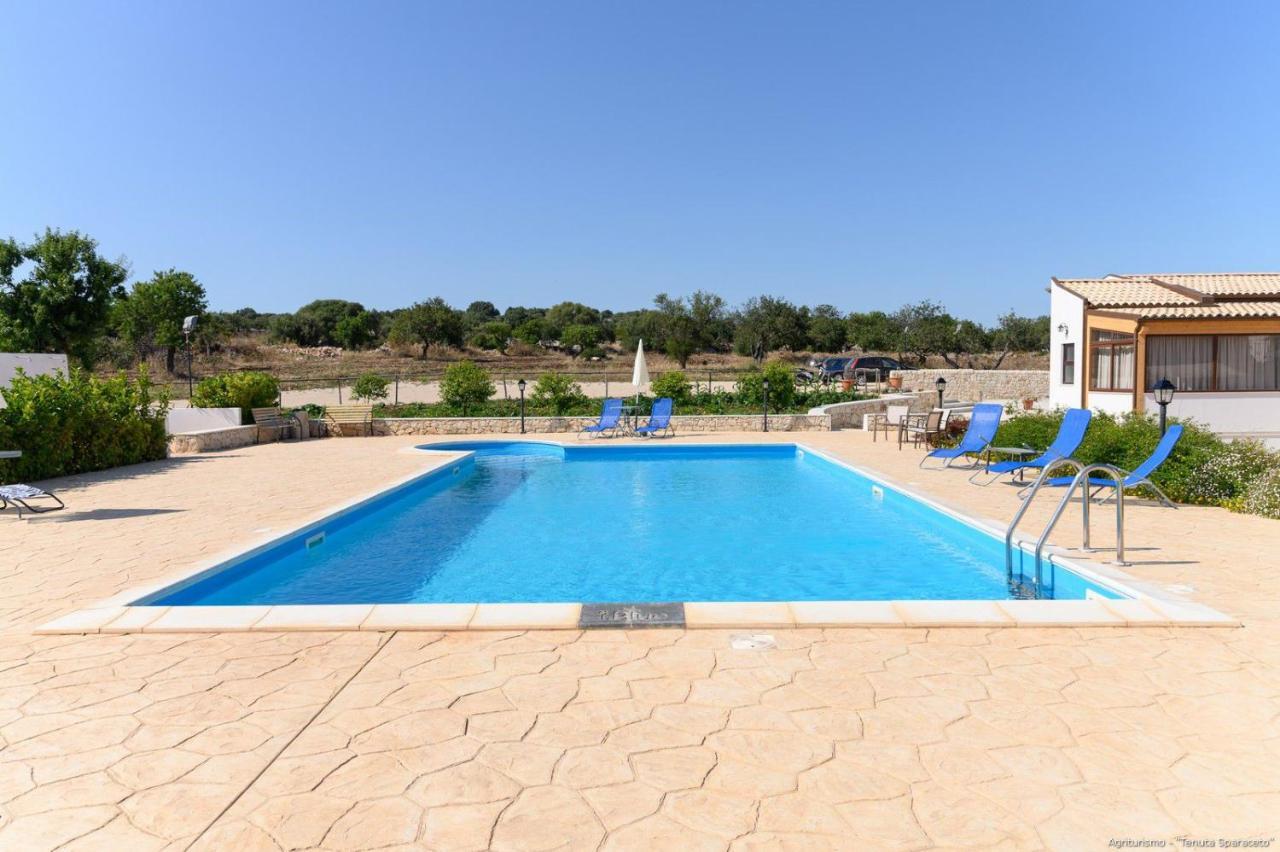 Agriturismo Tenuta Sparaceto Modica Eksteriør billede