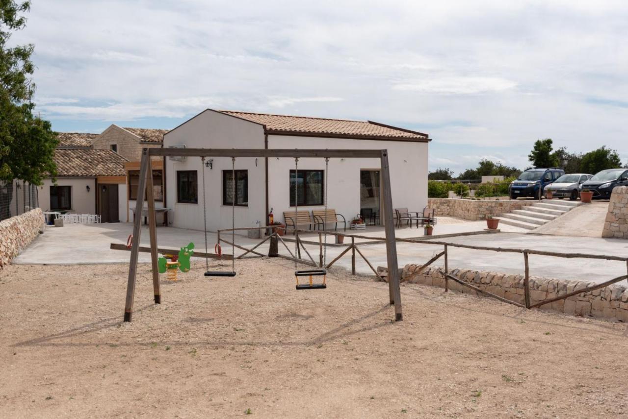 Agriturismo Tenuta Sparaceto Modica Eksteriør billede